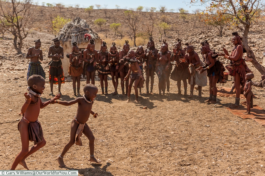 Everybody dances in the Himba tribe, Damaraland, Namibia