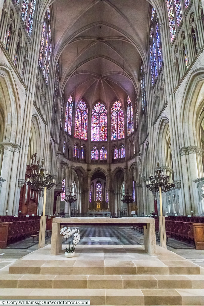 The nave of the Cathedral, Troyes, Champagne, Grand Est, France