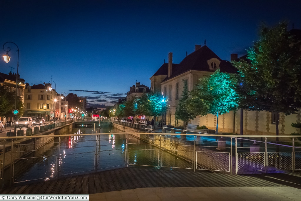 The quay at night, Troyes, Champagne, Grand Est, France