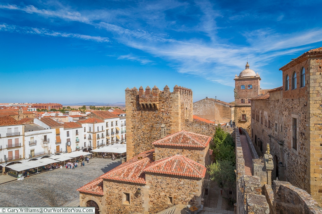 Looking along the ramparts, Cáceres, Spain