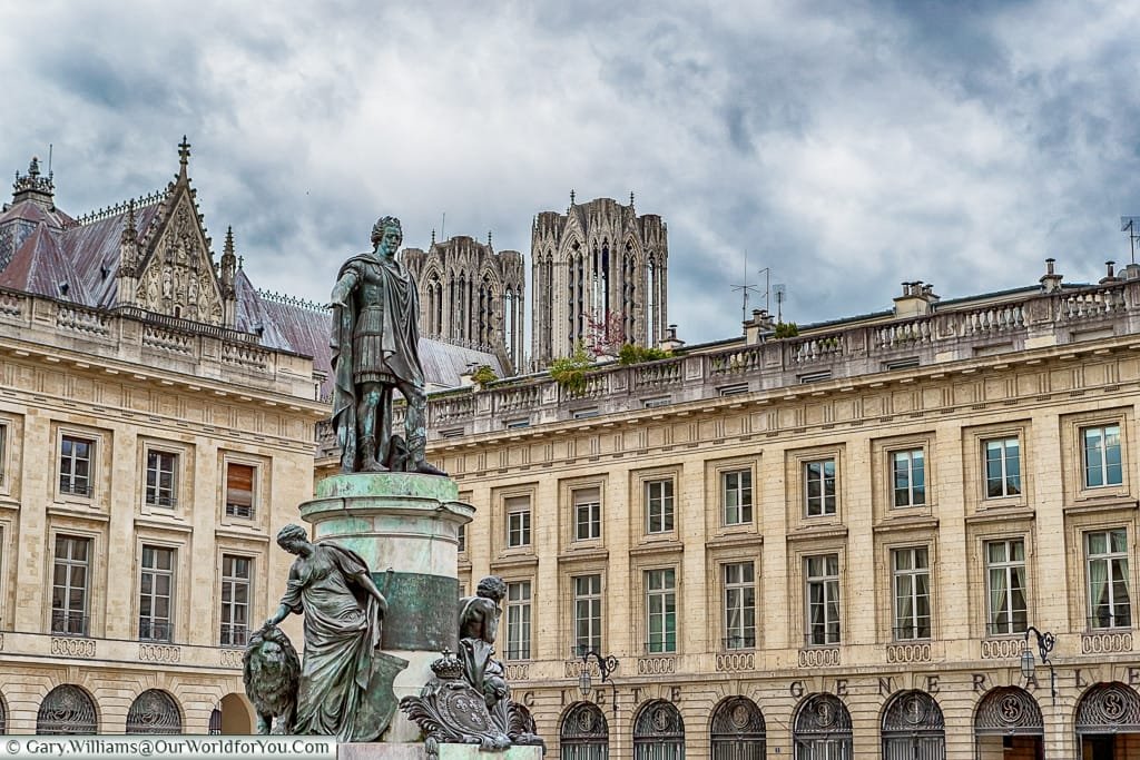 Place Royale, Reims, Champagne Region, France