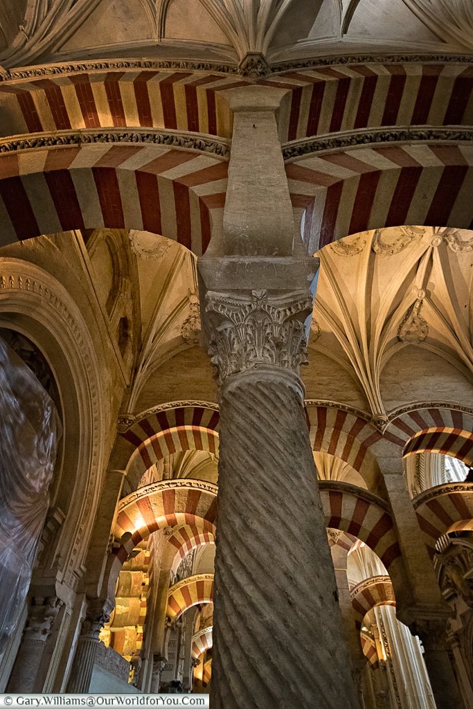 The beautiful columns of the Mezquita, Cordoba, Córdoba, Spain