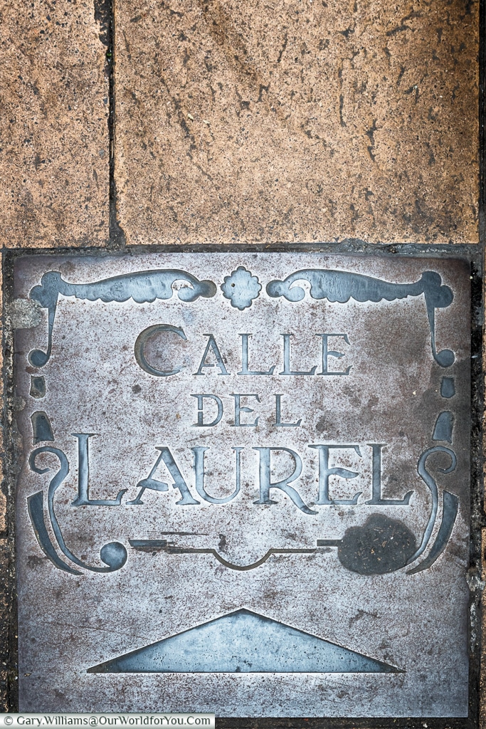Sign of Calle del Laurel, Logroño, Spain