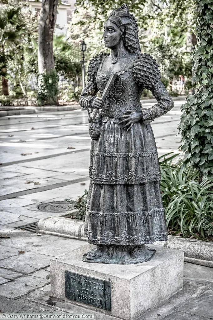 Statue to the Dames Goyesca, Ronda, Spain