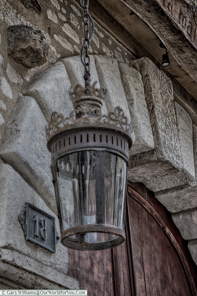 Old lamp, Troyes, Champagne, Grand Est, France