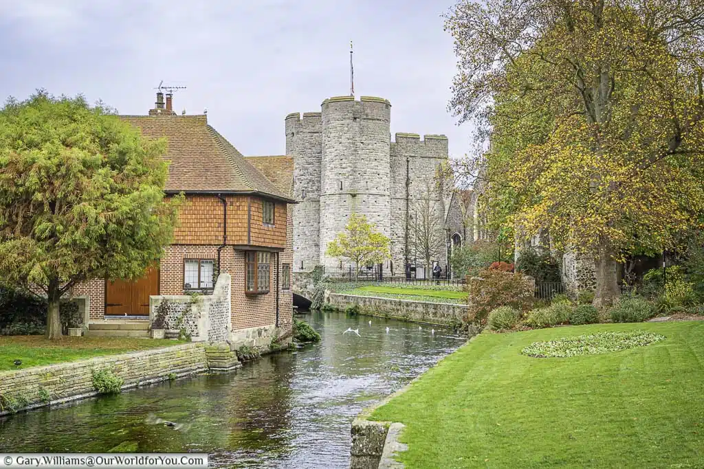 The Great Stour river running through Westgate Gardens towards Westgate, Canterbury, Kent, England