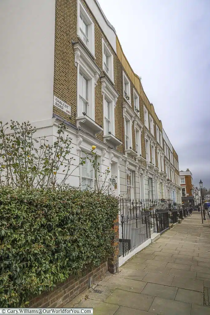 Chalcot Road in Primerose Hill lined elegant Georgian townhouses.