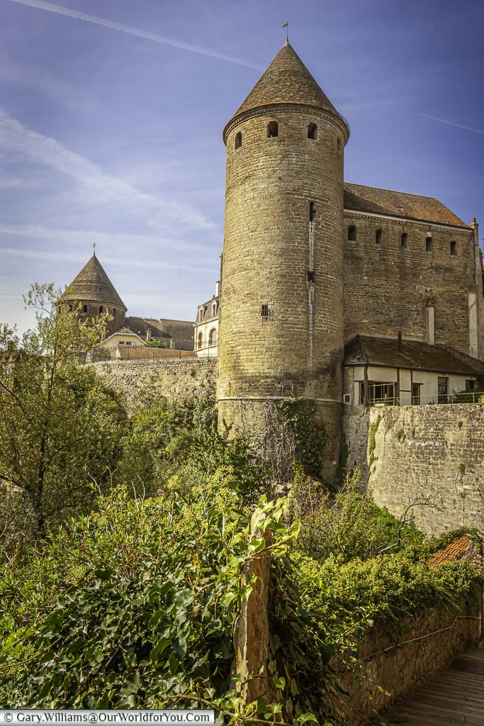 A medieval tower in semur-en-auxois in the burgundy region of france