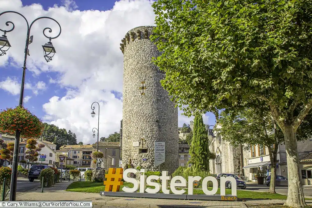 Featured image for “Visiting Sisteron, the “Gateway to Provence””
