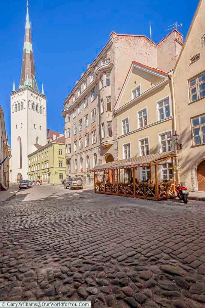 Cobbled streets in Tallinn, best of tallinn, explore tallinn, hidden gems in tallinn, iconic tallinn, places to visit in tallinn, secret tallinn, where to visit in estonia
