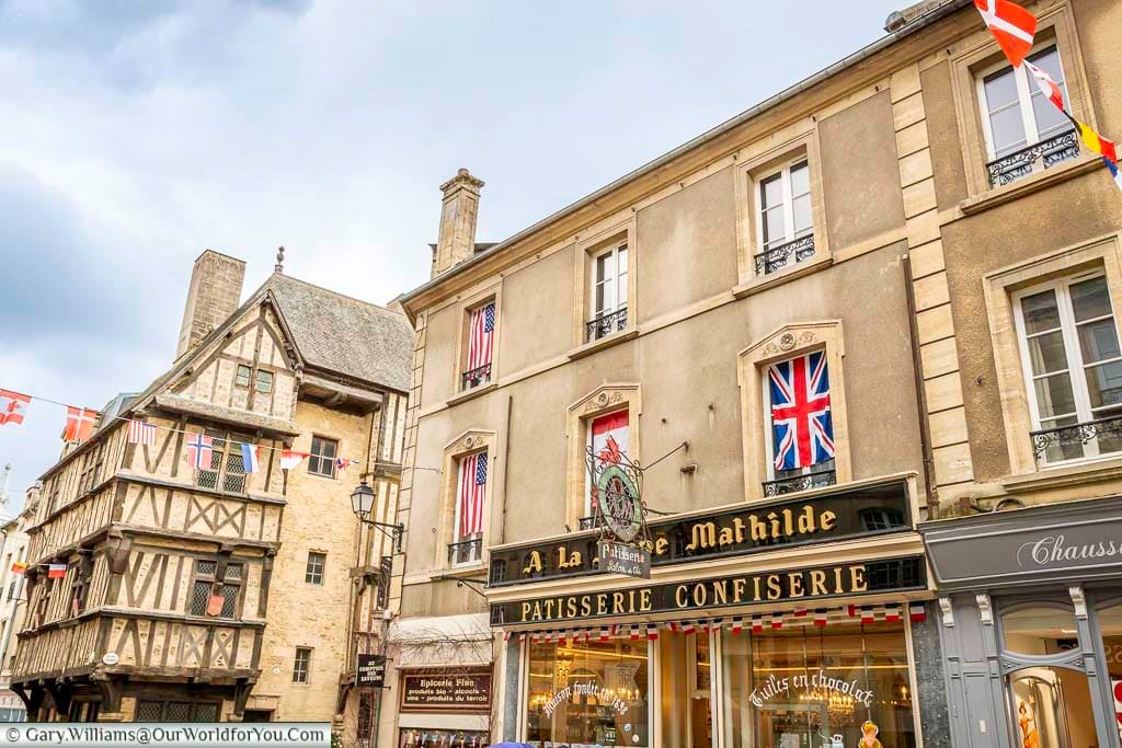 Featured image for “Visiting the historical city of Bayeux, France”