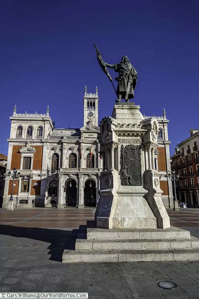 a statue of count pedro ansúrez in the centre of the plaza mayor in valladolid in the castile and león region of spain