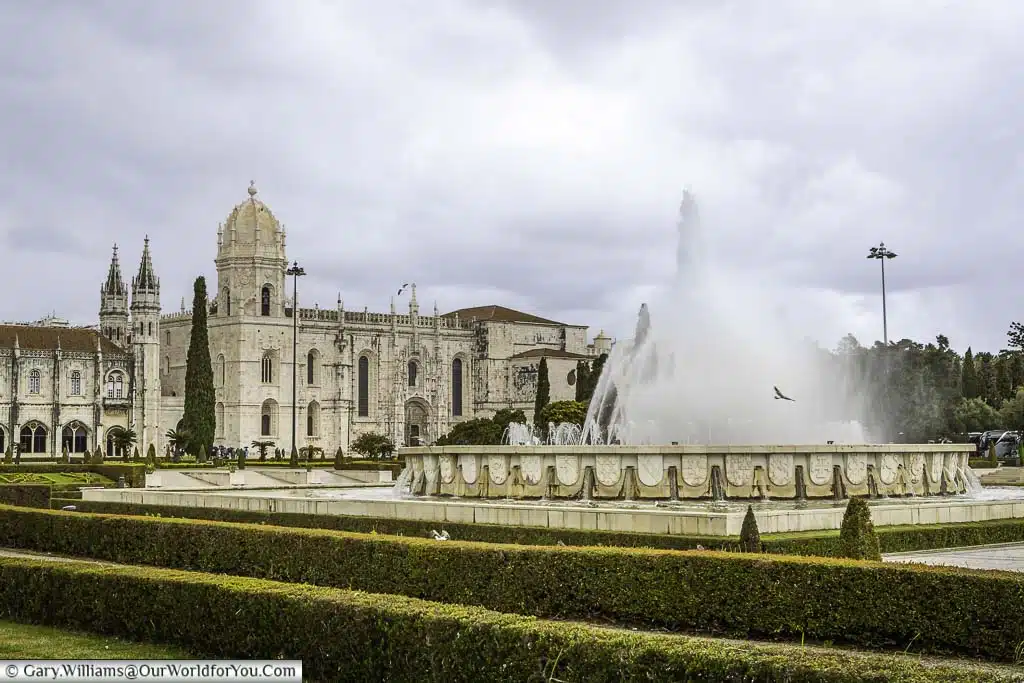 A view of the fountain in front of the UNESCO recognised Mosteiro dos Jerónimos in the Belém region of Lisbon, Portugal