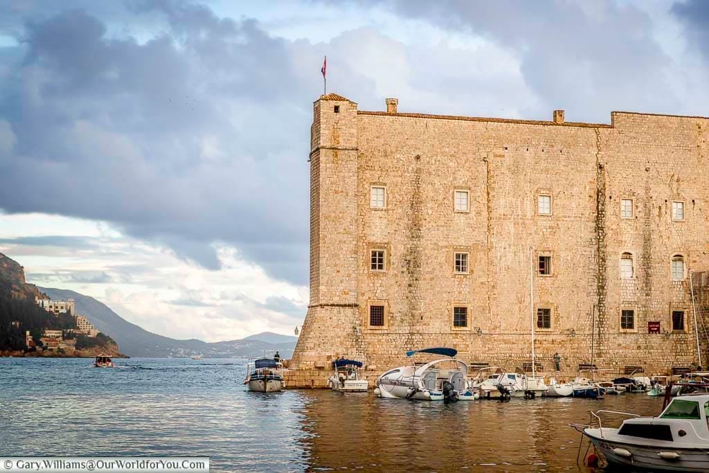 The fortress at the entrance to the harbour of the old town of dubrovnik, croatia