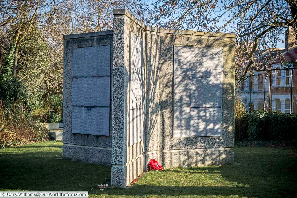 The Screen Wall memorial at Nunhead Cemetery in London commemorates those who lost their lives during the First World War, with engraved stone panels set in a quiet garden setting. This poignant war memorial is an important historic feature of Nunhead Cemetery and a place of reflection in south London.