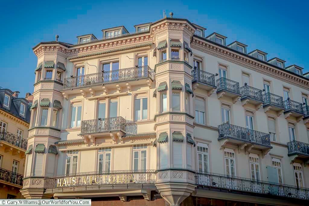 Haus Victoria displays the ornate architecture that defines Baden-Baden’s elegant streetscapes. Its decorative balconies and historic façade highlight why the town is considered one of Germany’s most beautiful spa destinations.