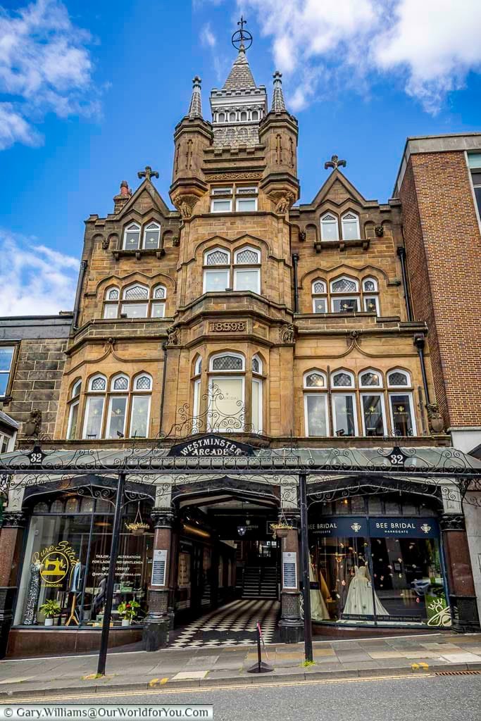 Westminster Arcade in Harrogate showcases ornate Victorian architecture with its elegant stone façade and historic covered passageway. This iconic shopping arcade is a must-see landmark in Harrogate, highlighting the town’s rich heritage and refined spa-town character.